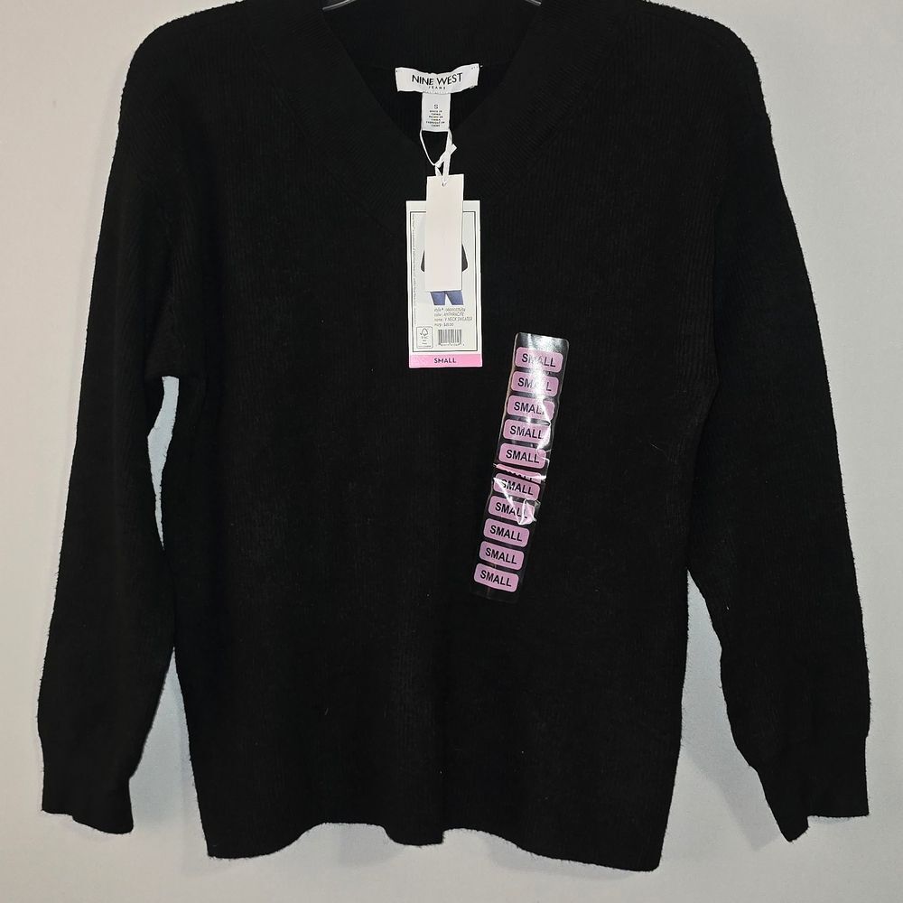 Nine West Black V-Neck Sweater Size Small
